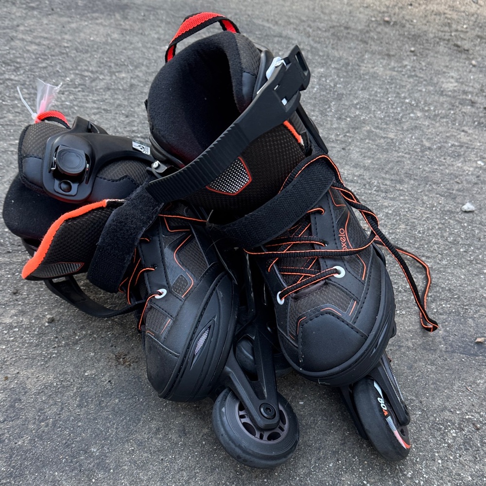 Decathlon Black and Red Roller Skates